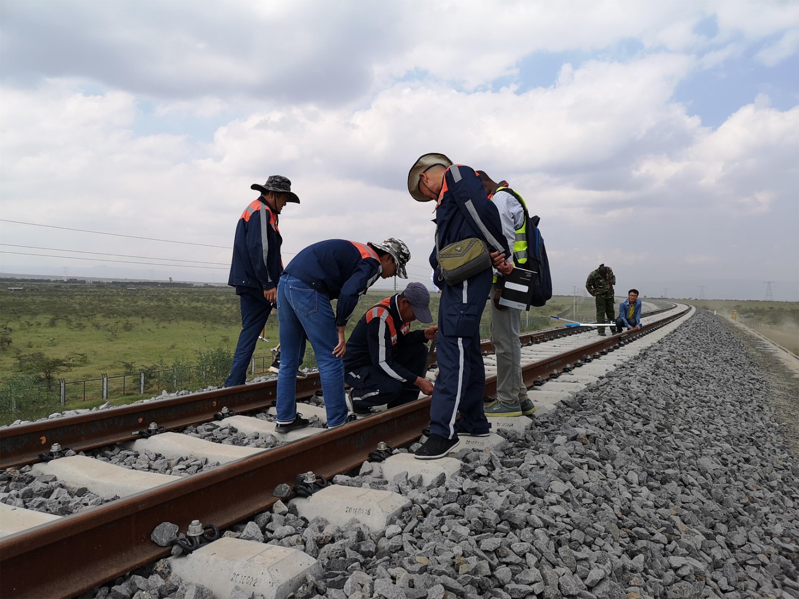 1565055727376076.jpg 1565055727376076.jpg